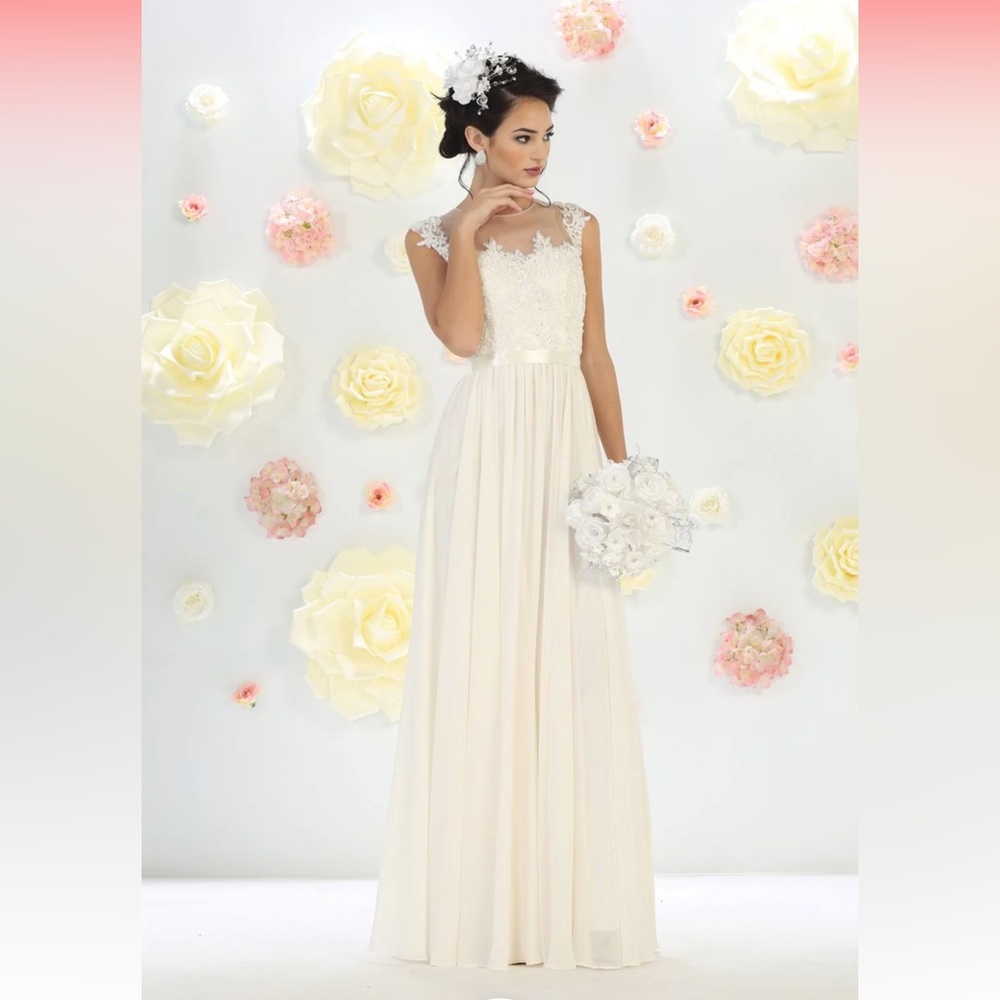 May Queen Bridal Cap Sleeve Lace Appliqué Long Dress in Ivory